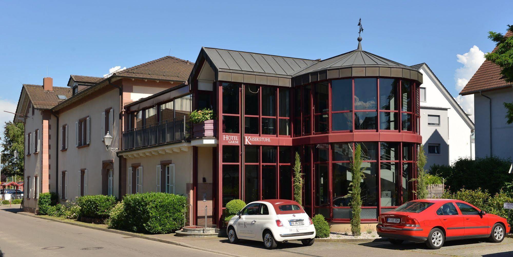 אירינגן Hotel Garni Kaiserstuhl מראה חיצוני תמונה